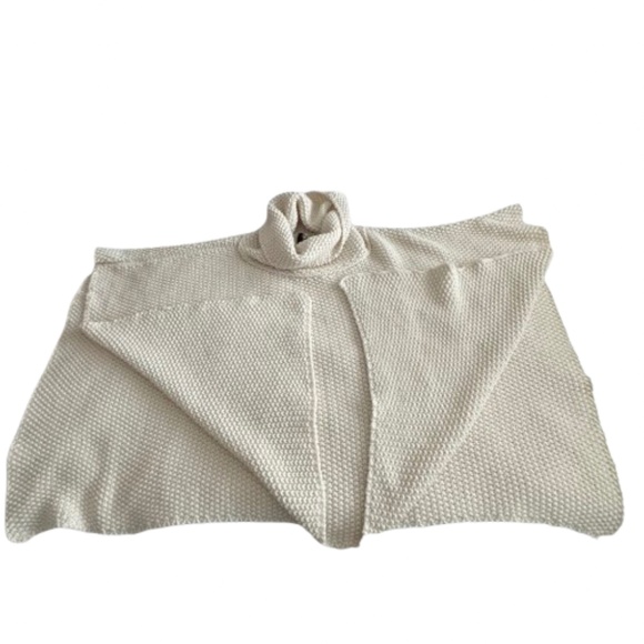 NWT cocogio Women's One Size Ivory Knit Cowl Neck Open Sides Poncho Sweater Top - Picture 6 of 15